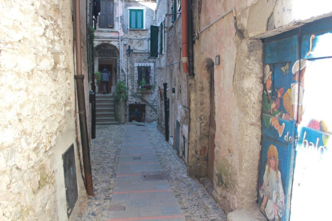 Villa Ca' Du Mangiabaggi à Vallecrosia Extérieur photo